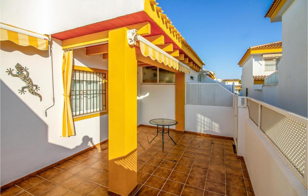 4 Bedroom Cozy Home In Pilar De La Horadada Εξωτερικό φωτογραφία
