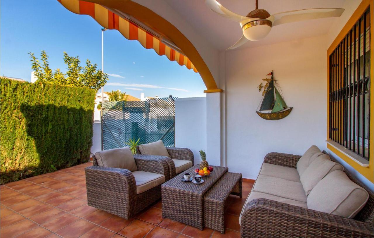 4 Bedroom Cozy Home In Pilar De La Horadada Εξωτερικό φωτογραφία