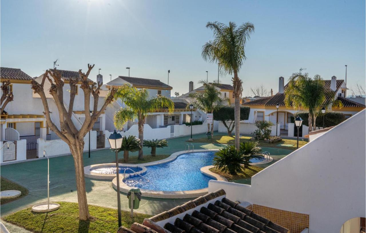 4 Bedroom Cozy Home In Pilar De La Horadada Εξωτερικό φωτογραφία