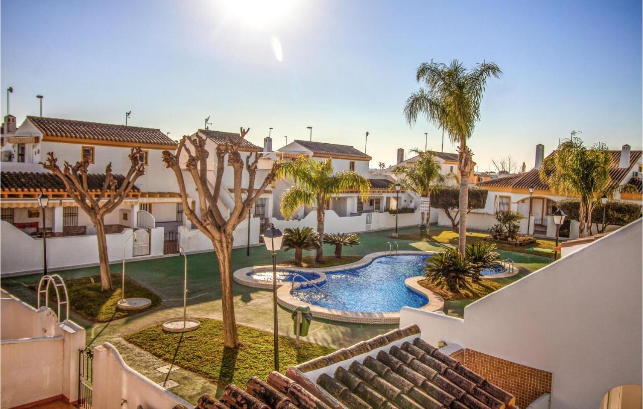 4 Bedroom Cozy Home In Pilar De La Horadada Εξωτερικό φωτογραφία