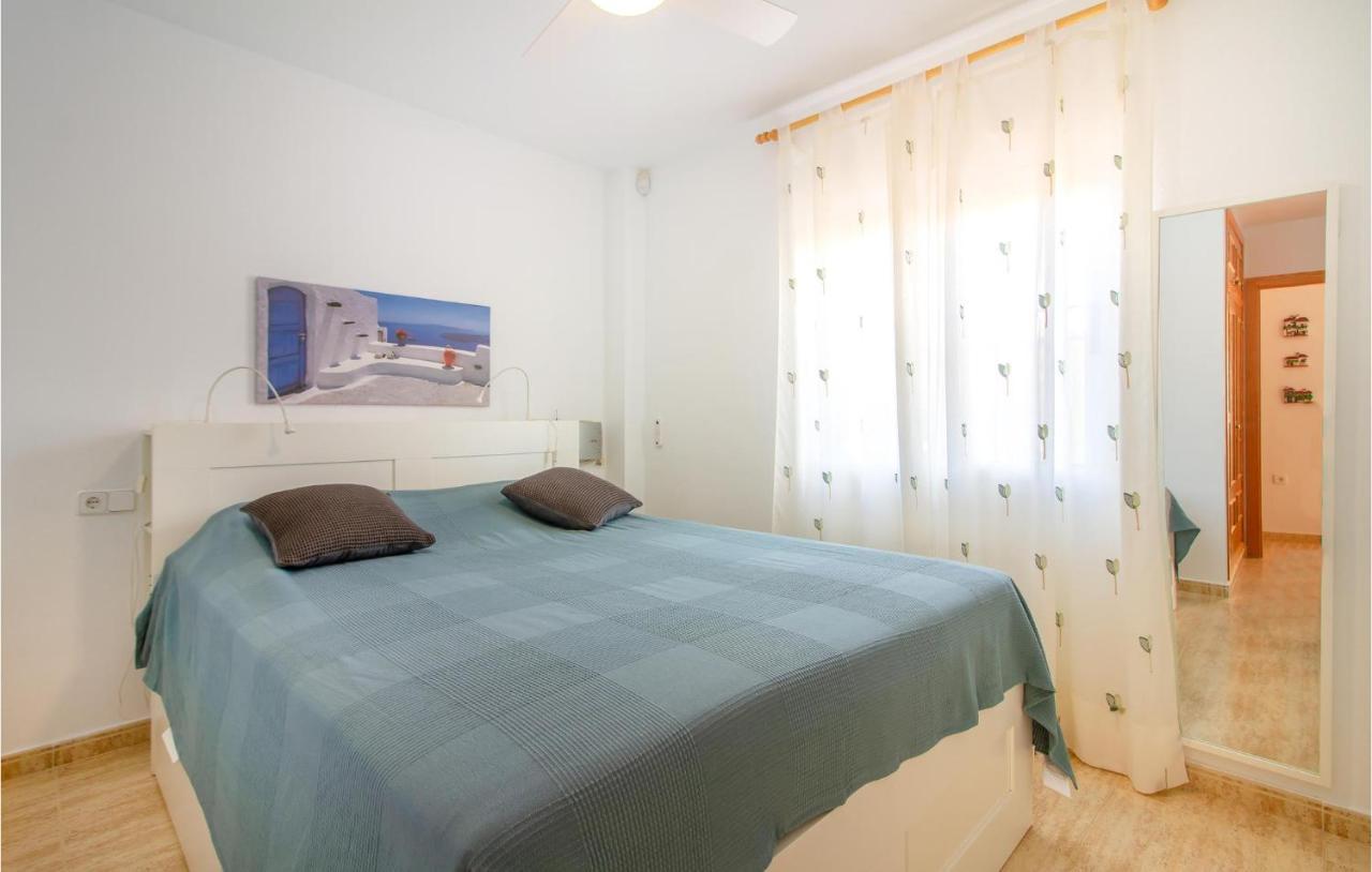 4 Bedroom Cozy Home In Pilar De La Horadada Εξωτερικό φωτογραφία